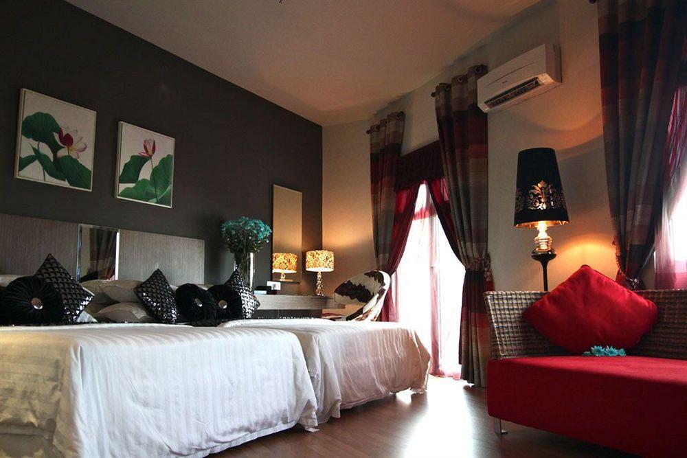 Arenaa Deluxe Hotel Малакка Экстерьер фото