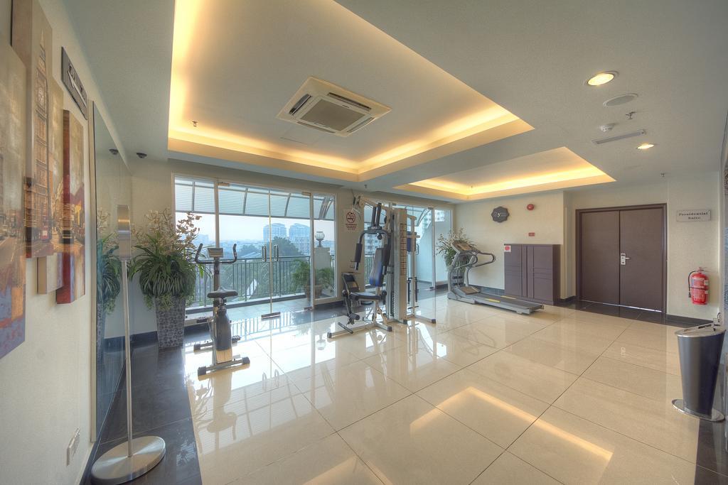 Arenaa Deluxe Hotel Малакка Экстерьер фото