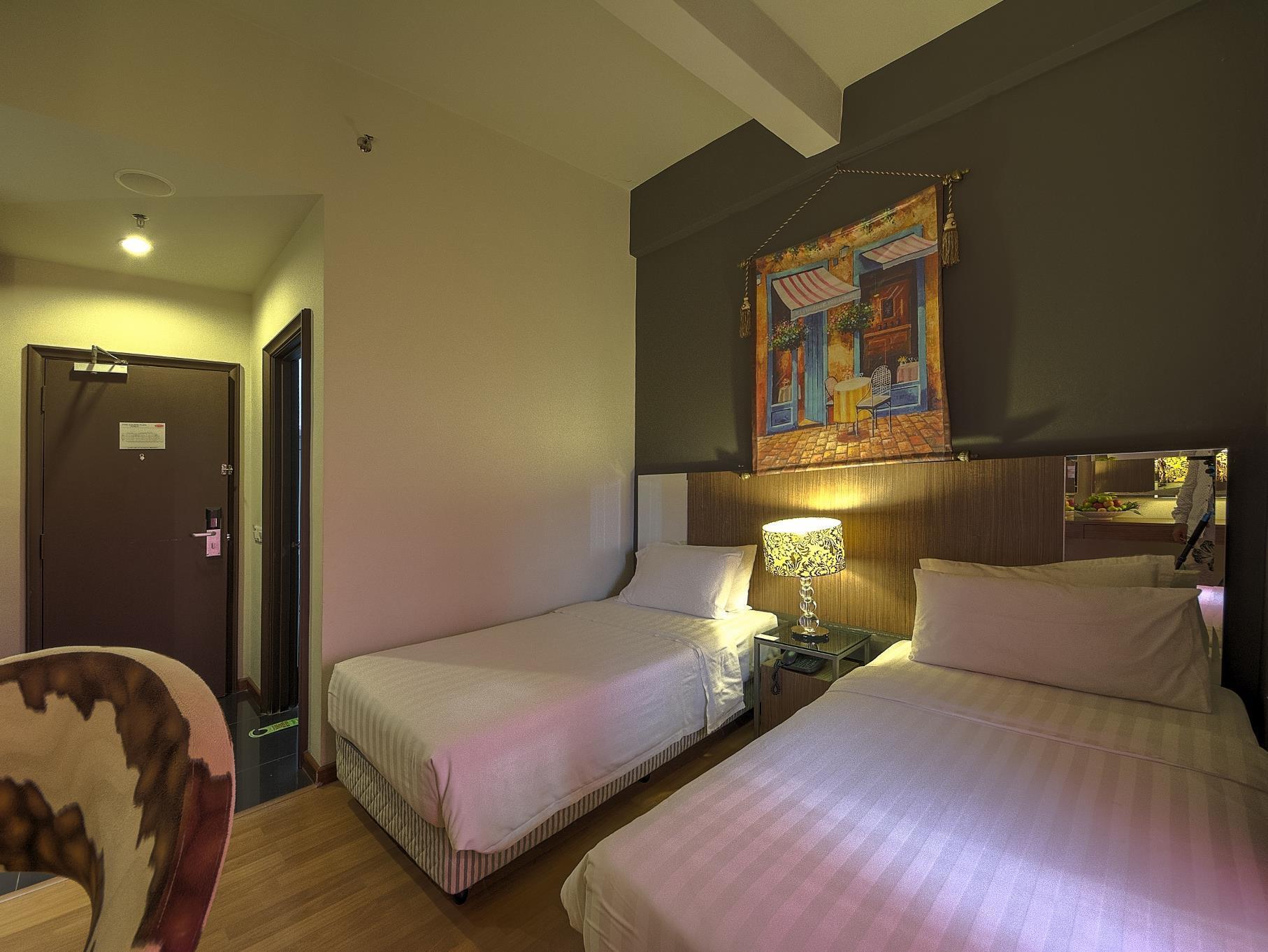 Arenaa Deluxe Hotel Малакка Экстерьер фото